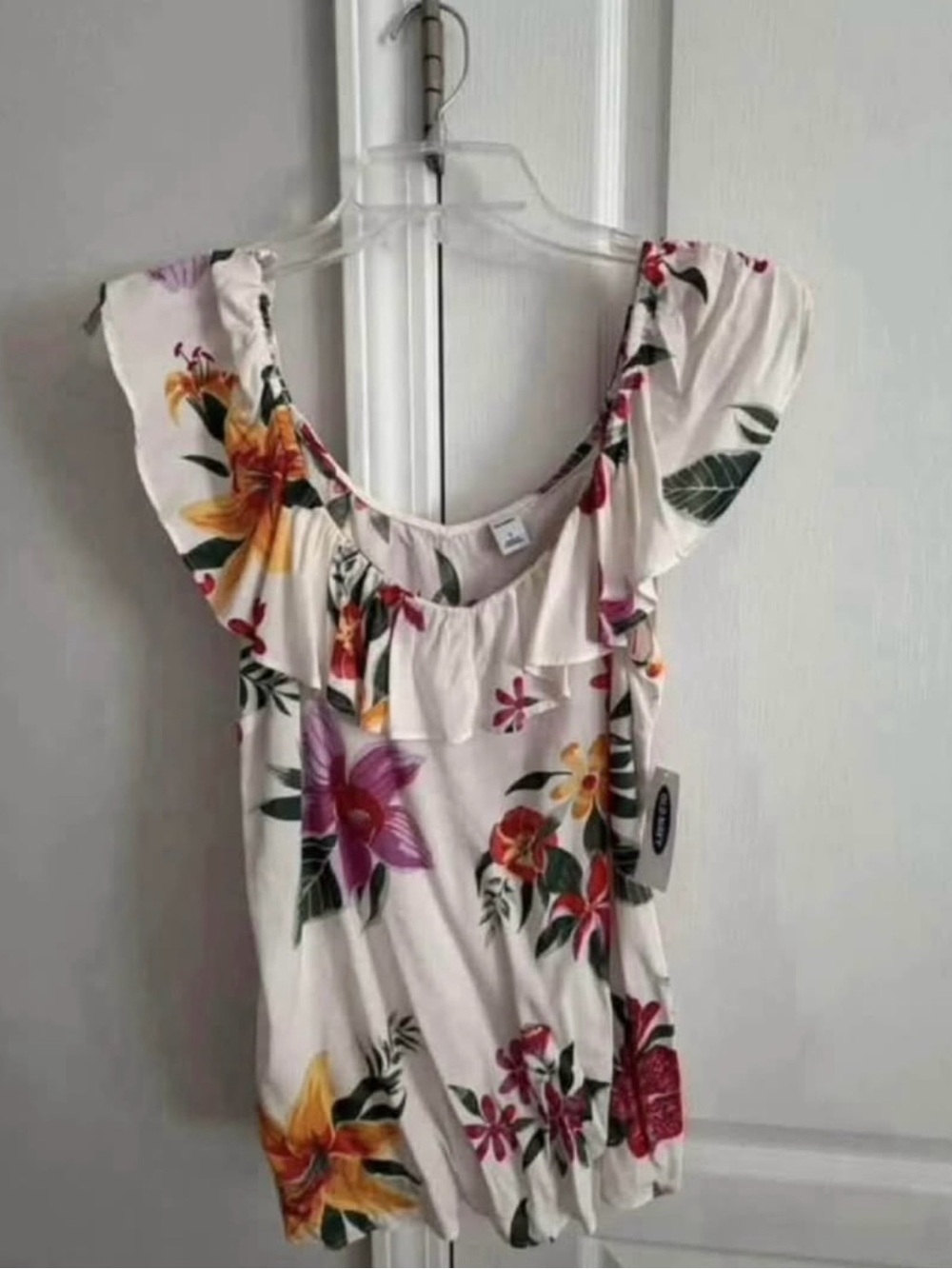 Old Navy Cream Floral Ruffle Floral Print Top